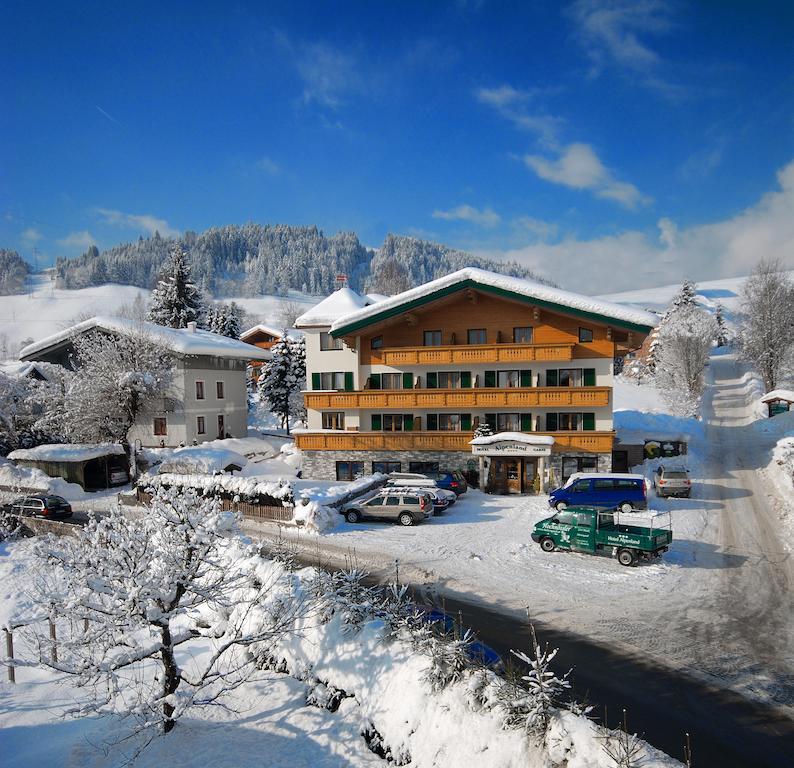 Hotel Garni Alpenland Altenmarkt im Pongau Dış mekan fotoğraf